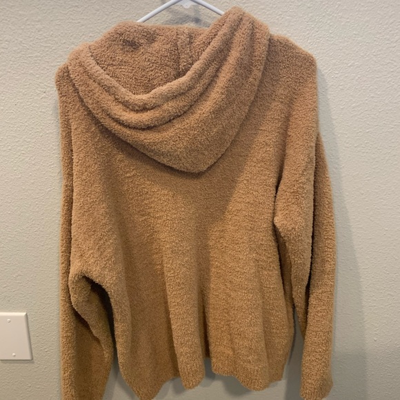 tan fuzzy sweatshirt - Picture 2 of 3